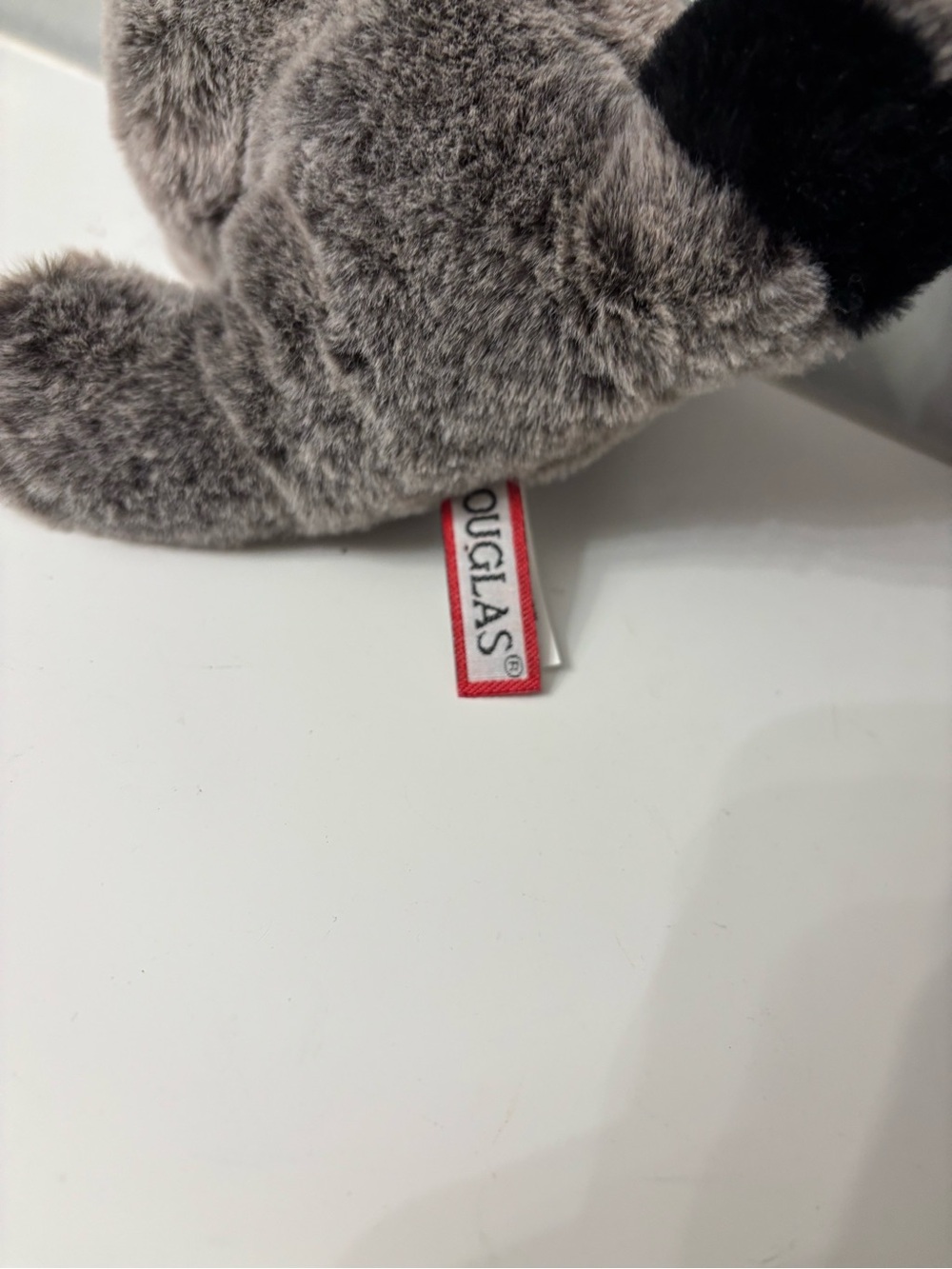 Douglas Mini Rudie Raccoon - Picture 5 of 6